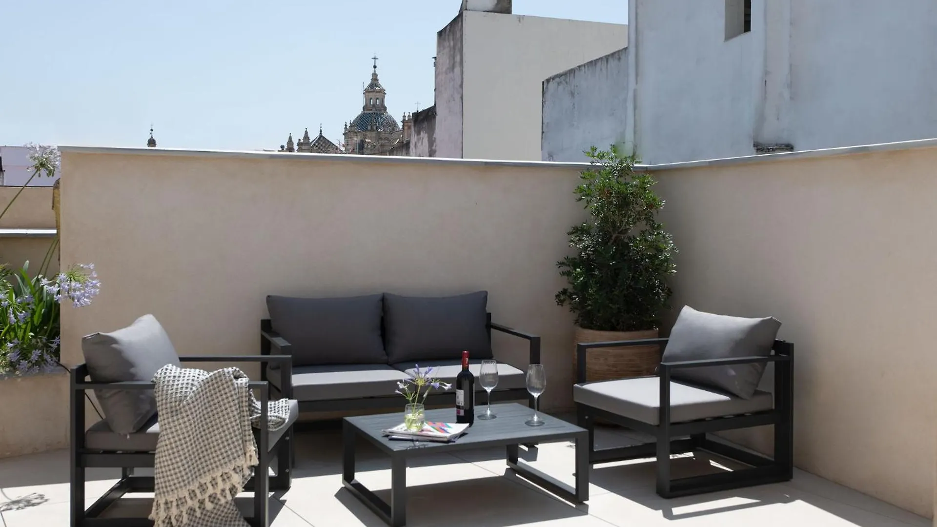 Tetuan 15 Boutique Apartments By Hommyhome Seville 0*,